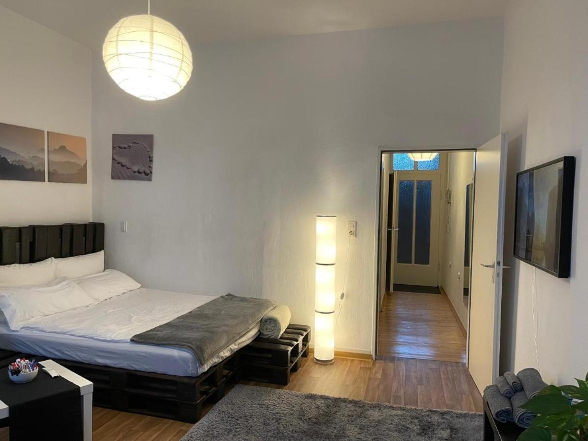 Ferienwohnung In Der Altstadt Fussgangerzone Трир Екстериор снимка